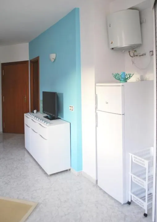 Apartment Al01 Estudio 250 M De Playa De Fenals, Costa Brava Lloret de Mar
