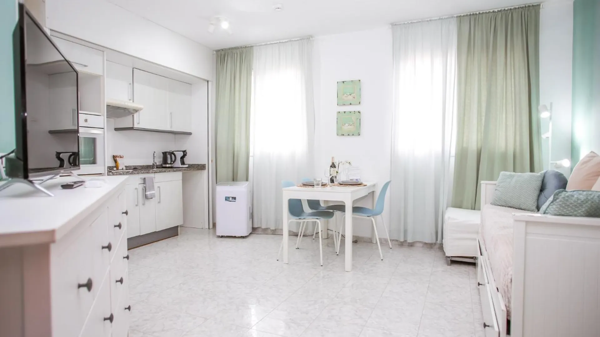 Al01 Estudio 250 M De Playa De Fenals, Costa Brava Lloret de Mar